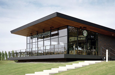 スターバックスコーヒージャパンから引用した富山環水公園店の写真